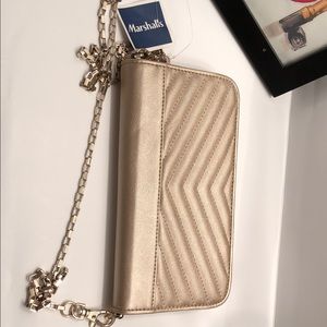 Women’s clutch purse